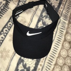 Nike visor